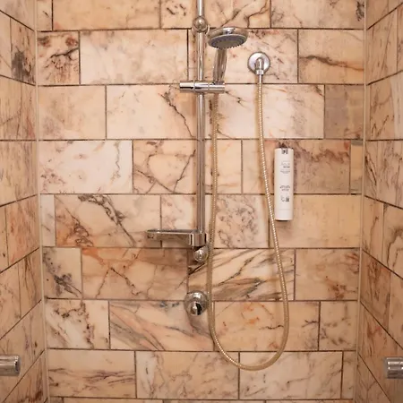 Centrum 24-7 فندق فيبورغ